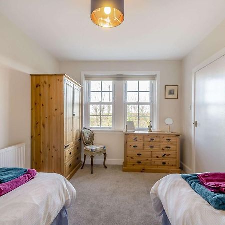 2 Bed In Ayr 90039 빌라 외부 사진